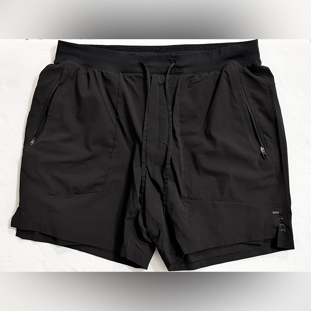 Lululemon Licence to Train Lined Short 7" - Picture 10 of 13